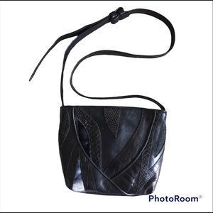Sharif leather shoulder crossbody bag